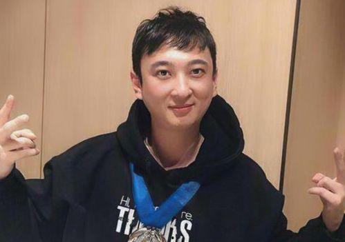 孙艺洲整容前后照片,颜值蜕变之路