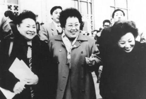 吴桂贤年轻时照片,青春岁月，风采依旧